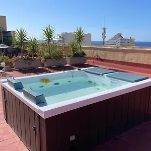 550-m2-stunning-luxury-penthouse-jacuzzi-by-the-sea.hotelsinnerja.org/